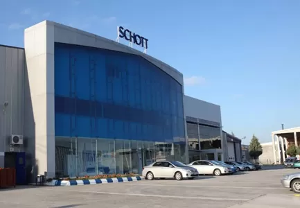 Обработка стекла мебели